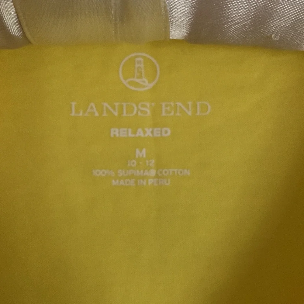 💛 Tee - Picture 2 of 5